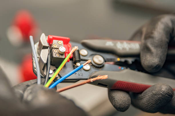 Best Electrical Outlet Repair  in West Alexandria, OH